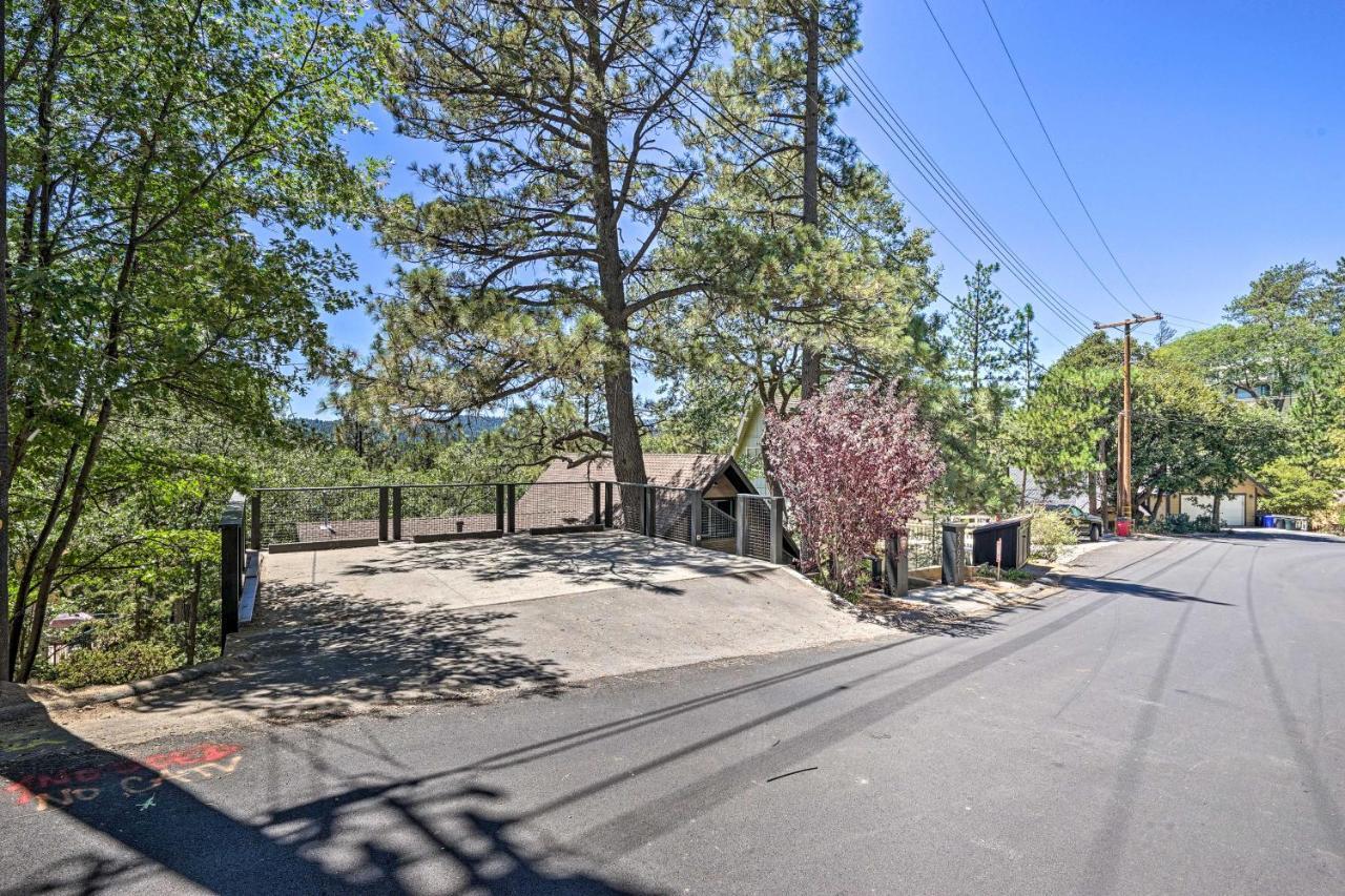 Airy Alpine Getaway With Lake Arrowhead Views! Villa Exterior photo